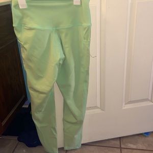 3 pairs of leggings size medium good condition